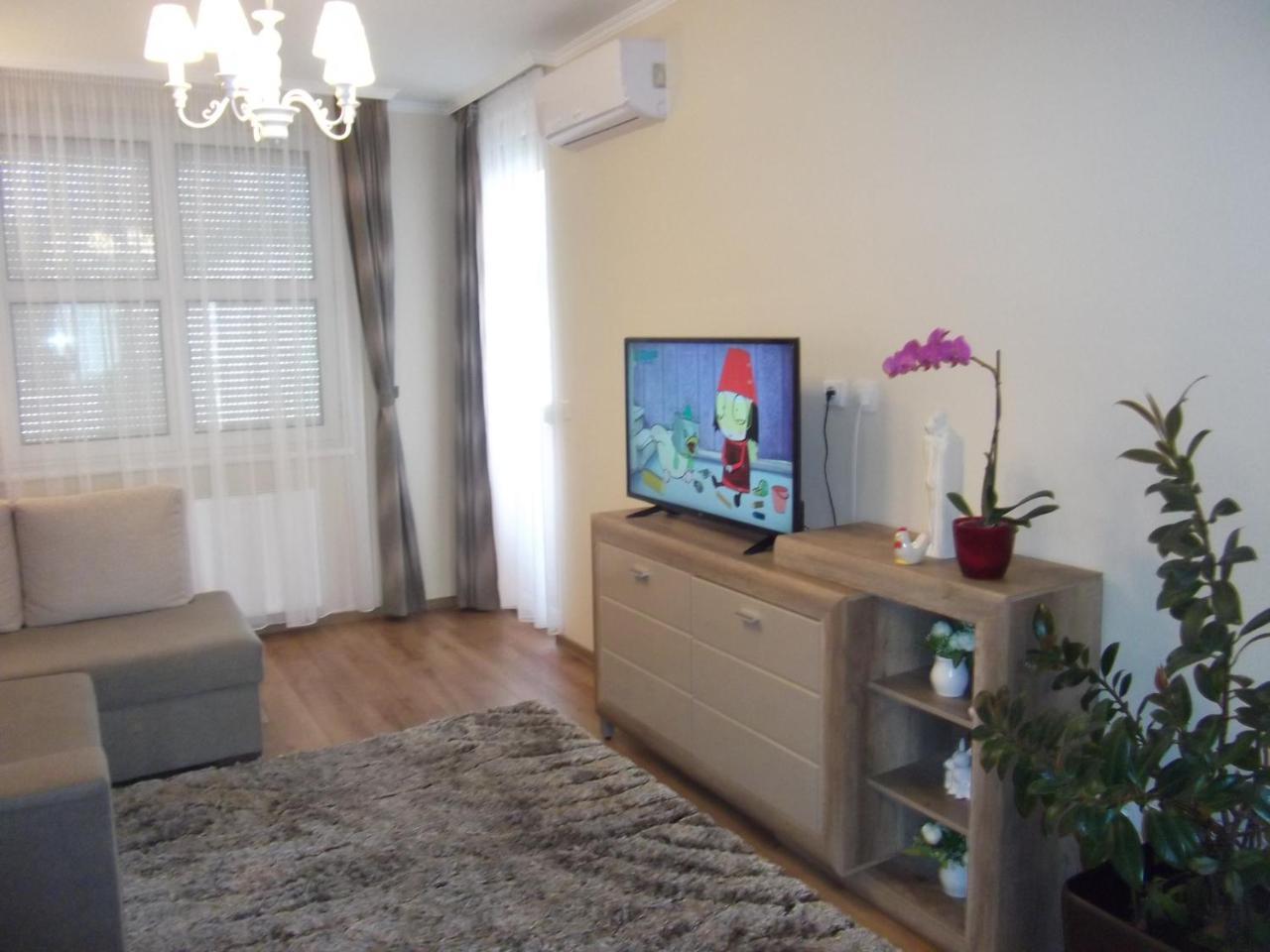 Ametiszt Apartman Heviz Exterior photo